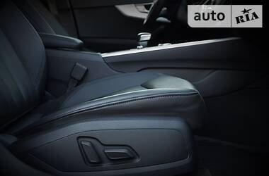 Універсал Audi A4 2018 в 