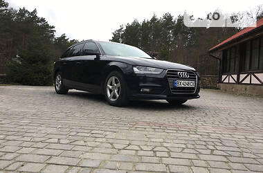 Універсал Audi A4 2012 в 