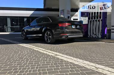 Седан Audi A4 2017 в 