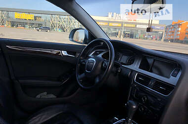 Седан Audi A4 2009 в 