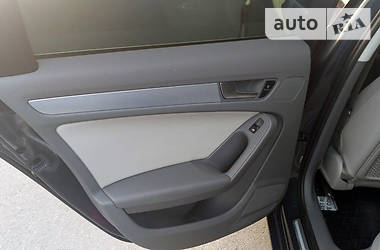Седан Audi A4 2010 в 