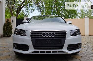 Седан Audi A4 2012 в 