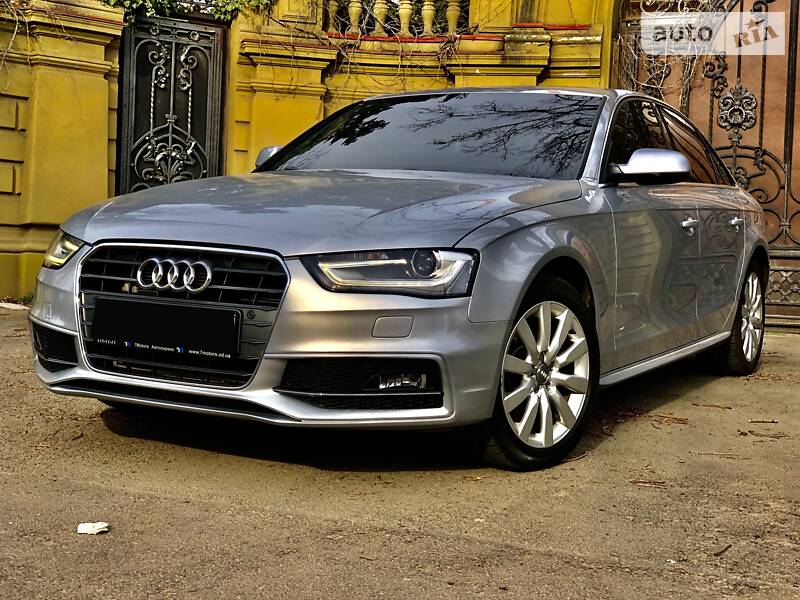 Седан Audi A4 2014 в Одессе