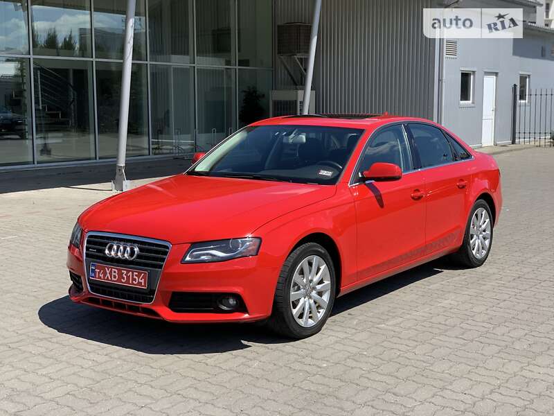 Седан Audi A4 2011 в Луцьку
