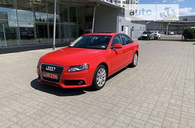 Седан Audi A4 2011 в Луцьку