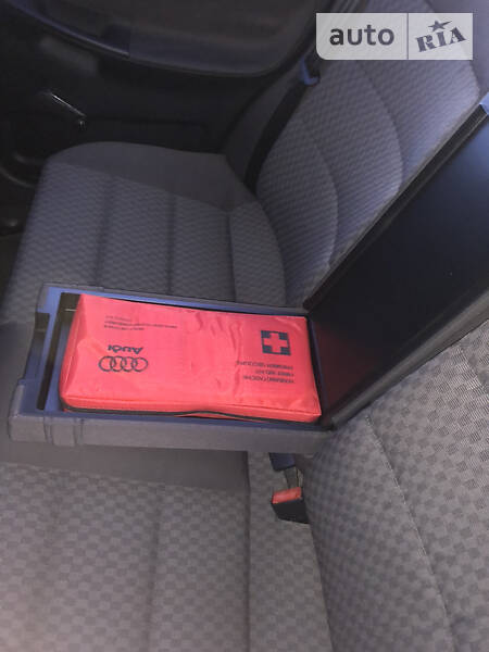 Седан Audi A4 1999 в Бучачі
