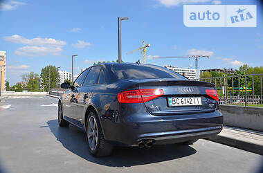 Седан Audi A4 2013 в Львові