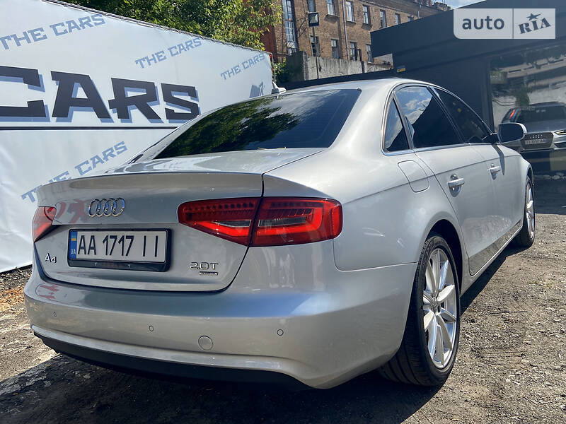 Седан Audi A4 2012 в Києві