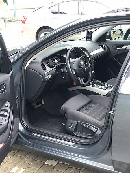 Універсал Audi A4 2009 в Львові