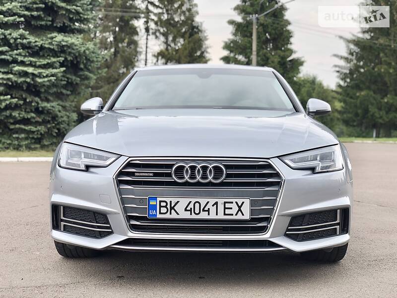 Седан Audi A4 2018 в Рівному