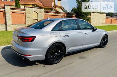 Седан Audi A4 2018 в 