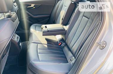 Седан Audi A4 2018 в 