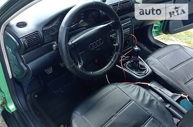 Седан Audi A4 1996 в 