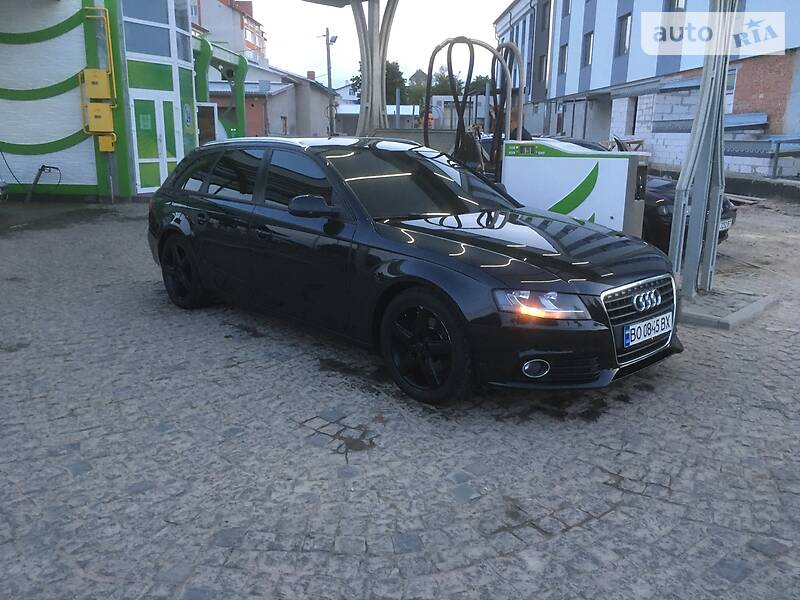 Універсал Audi A4 2011 в 
