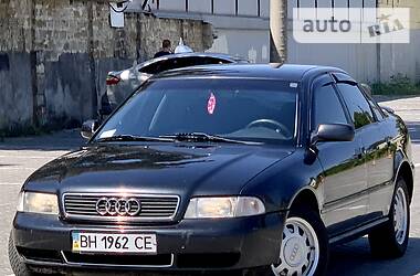 Седан Audi A4 1996 в Одессе