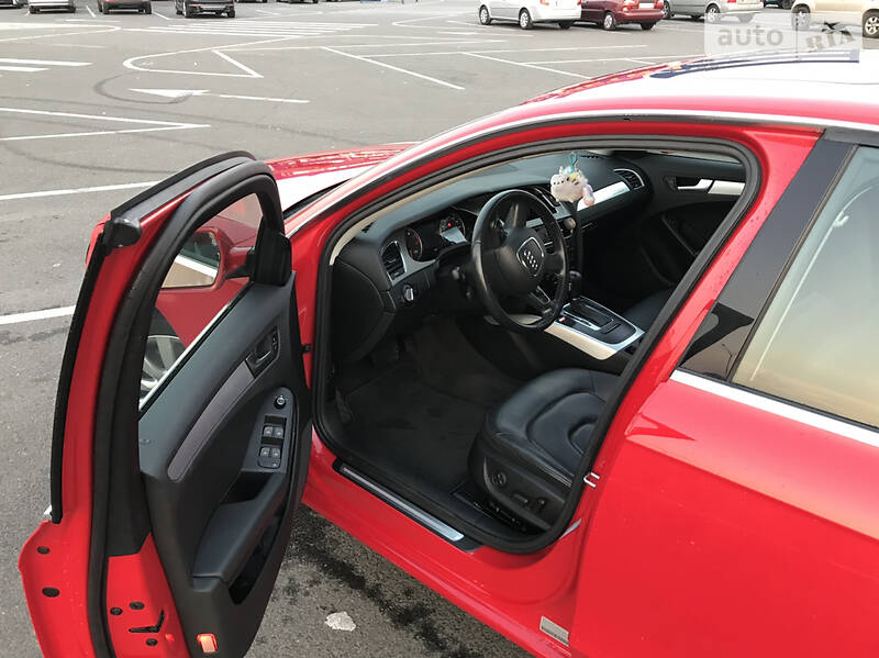Седан Audi A4 2011 в Києві