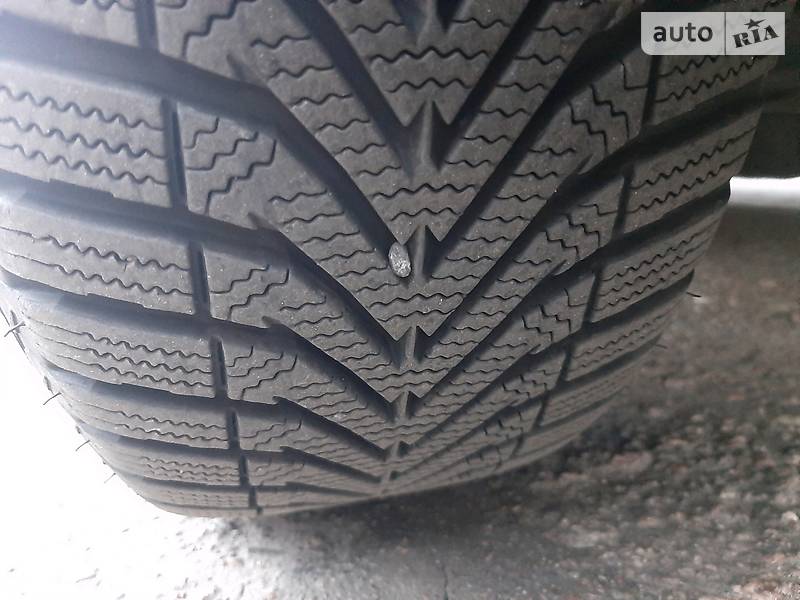 Седан Audi A4 2000 в Сарнах