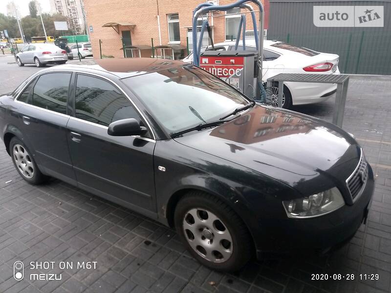 Седан Audi A4 2004 в Киеве