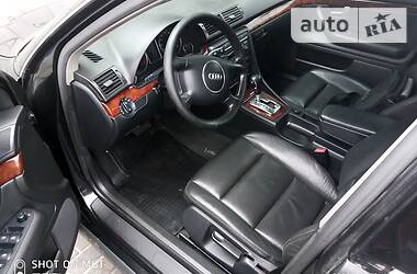 Седан Audi A4 2004 в 