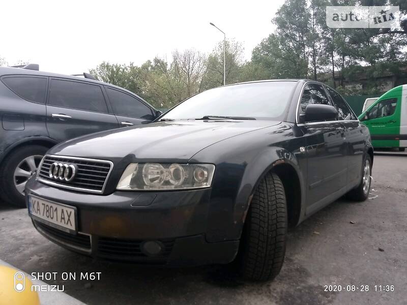 Седан Audi A4 2004 в Киеве