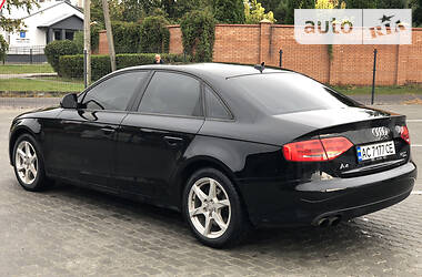 Седан Audi A4 2009 в Луцке