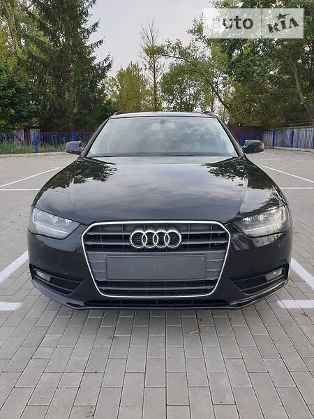 Универсал Audi A4 2012 в Тернополе