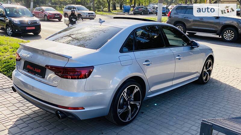 Седан Audi A4 2018 в Одессе