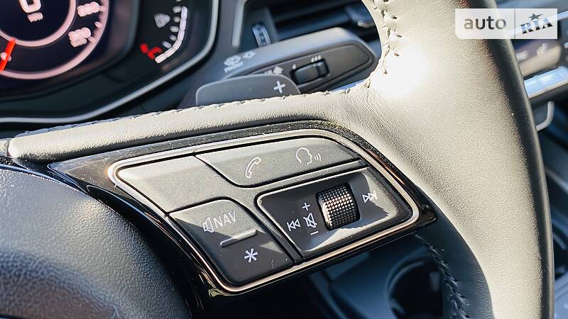 Седан Audi A4 2018 в Одессе