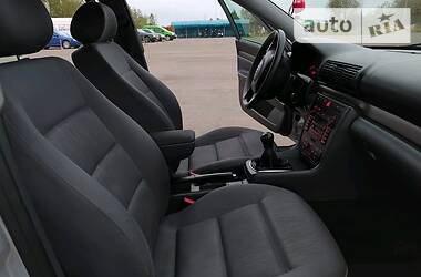 Седан Audi A4 2000 в Сарнах