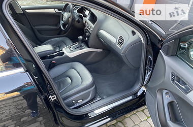 Седан Audi A4 2012 в Киеве