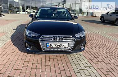 Седан Audi A4 2018 в Львове