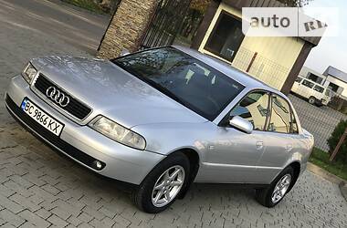 Седан Audi A4 1999 в Стрию