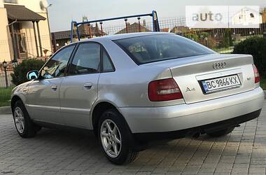 Седан Audi A4 1999 в Стрые