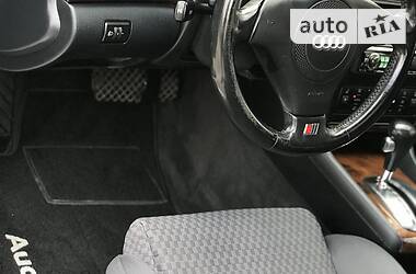 Седан Audi A4 2000 в Стрию