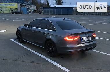 Седан Audi A4 2013 в Днепре