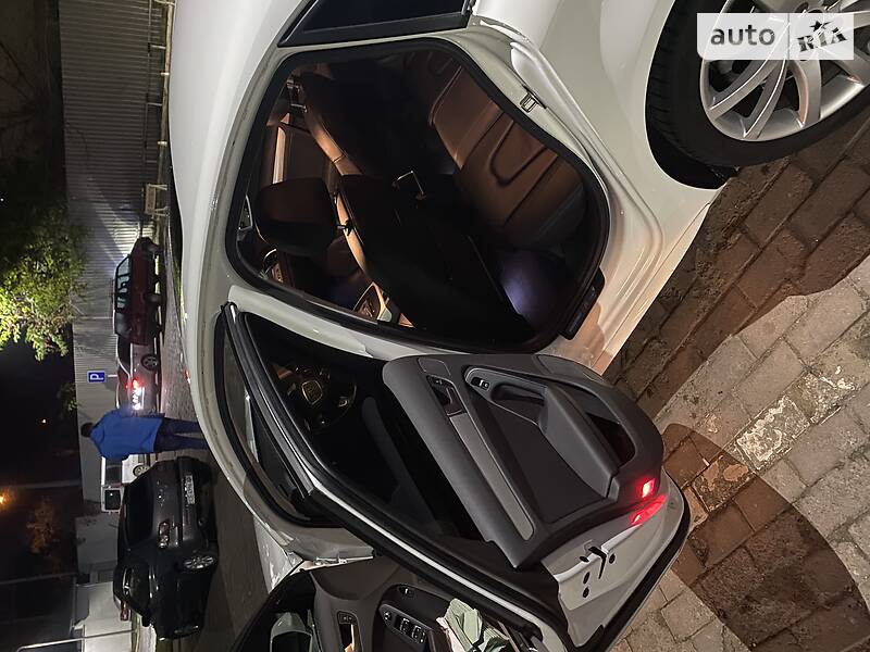 Седан Audi A4 2014 в Одессе