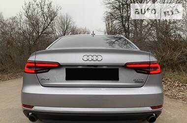 Седан Audi A4 2017 в Киеве