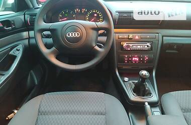 Седан Audi A4 1999 в Виннице