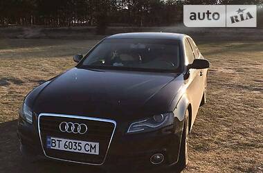 Седан Audi A4 2010 в Херсоні