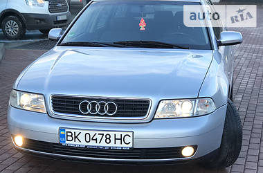 Универсал Audi A4 2001 в Сарнах