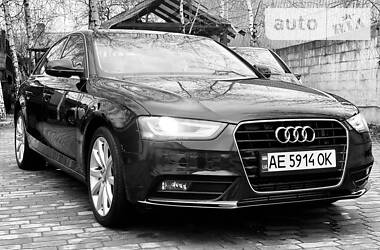 Седан Audi A4 2012 в Днепре