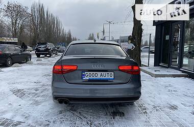 Седан Audi A4 2013 в Херсоне