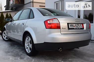 Седан Audi A4 2004 в Дрогобыче