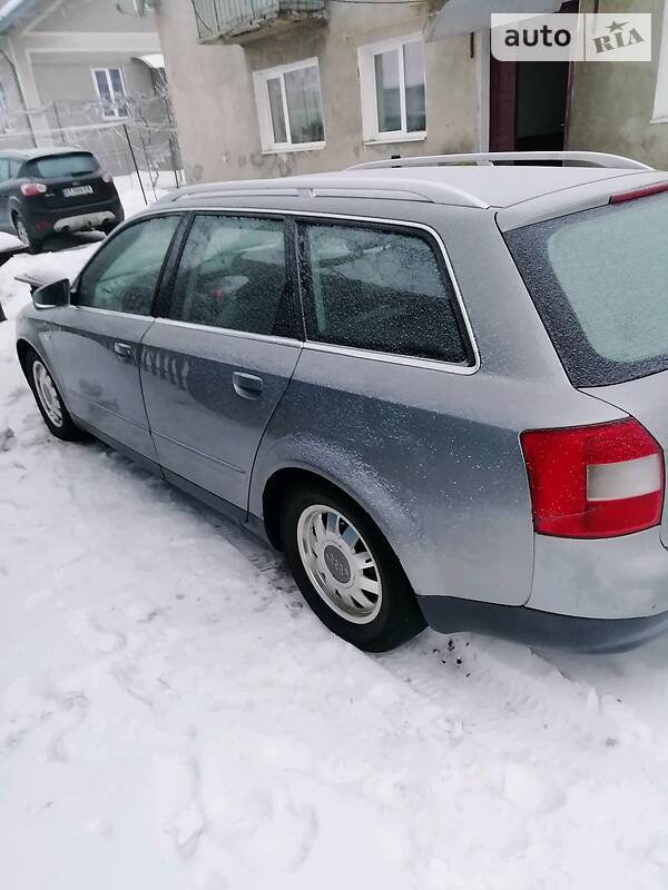 Универсал Audi A4 2002 в Ивано-Франковске
