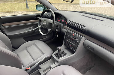 Седан Audi A4 2001 в Харькове