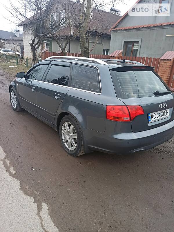 Универсал Audi A4 2005 в Нововолынске