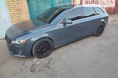 Универсал Audi A4 2010 в Киеве