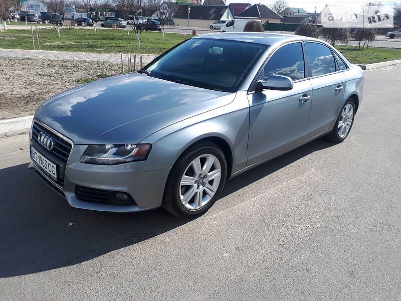 Audi a4 2010 года