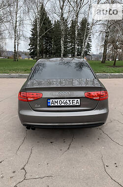 Седан Audi A4 2014 в Житомирі