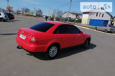 Седан Audi A4 1998 в 